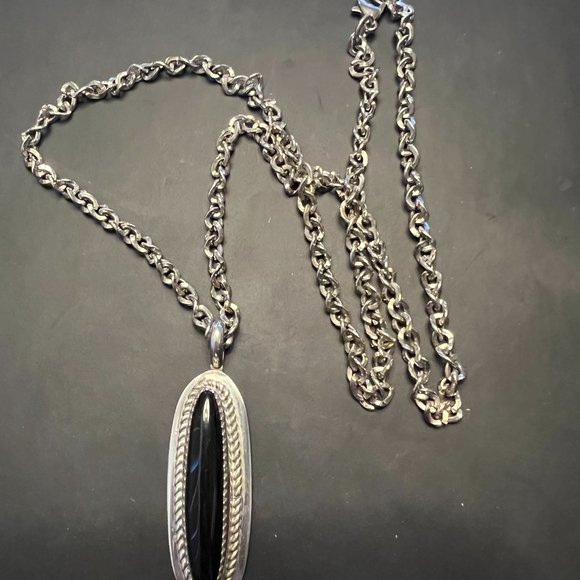 Navajo Onyx Sterling Silver Pendant Necklace - Picture 2 of 7